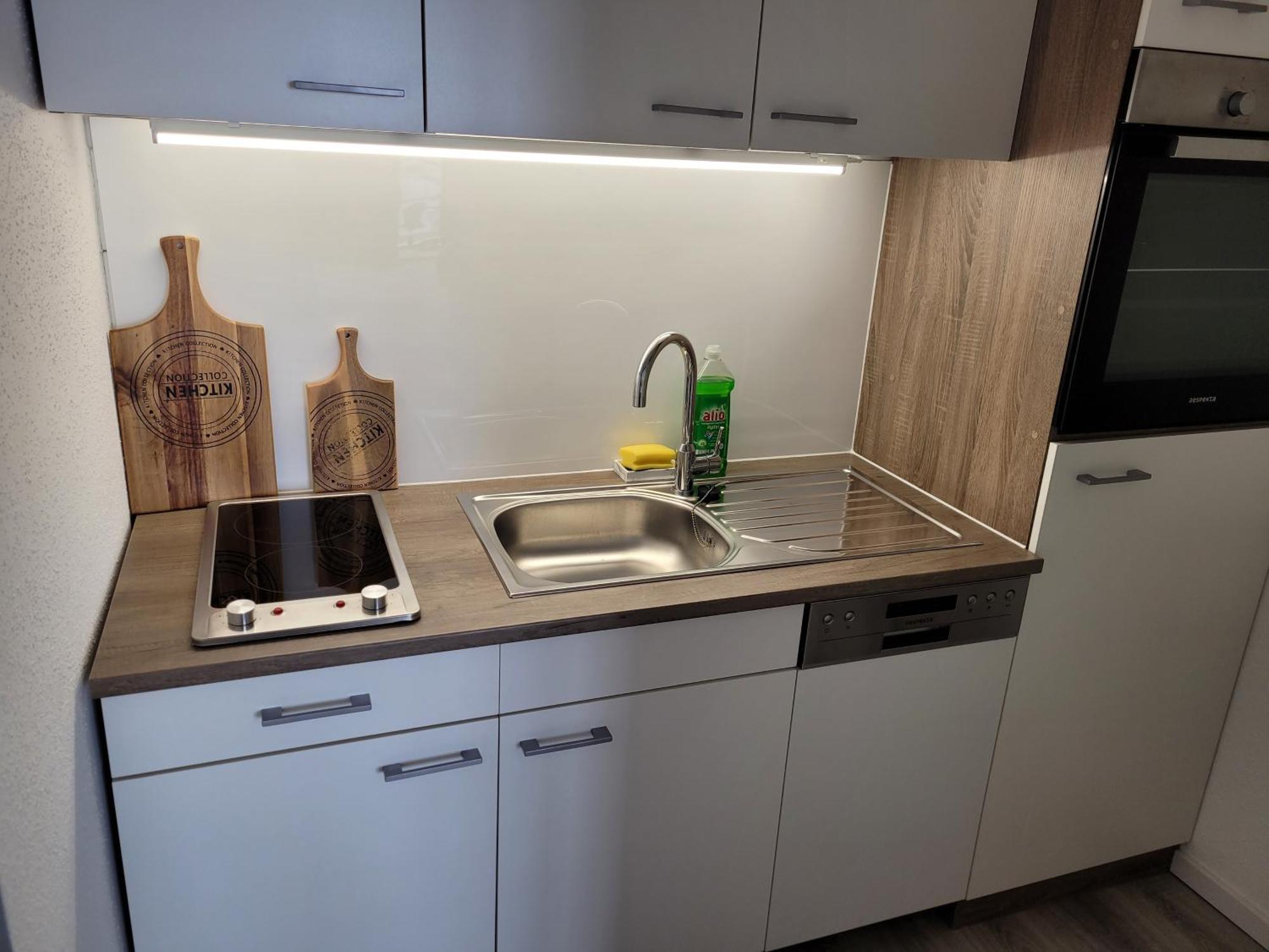 Haus Bergland Apartment นอยไรเคเนา ภายนอก รูปภาพ