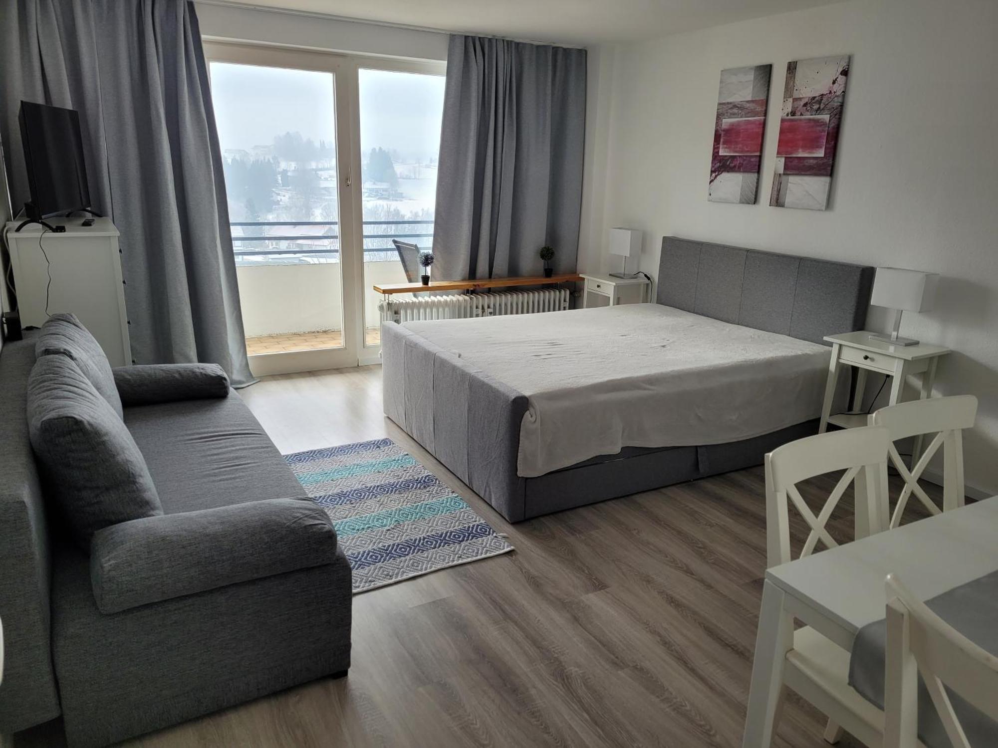 Haus Bergland Apartment นอยไรเคเนา ภายนอก รูปภาพ