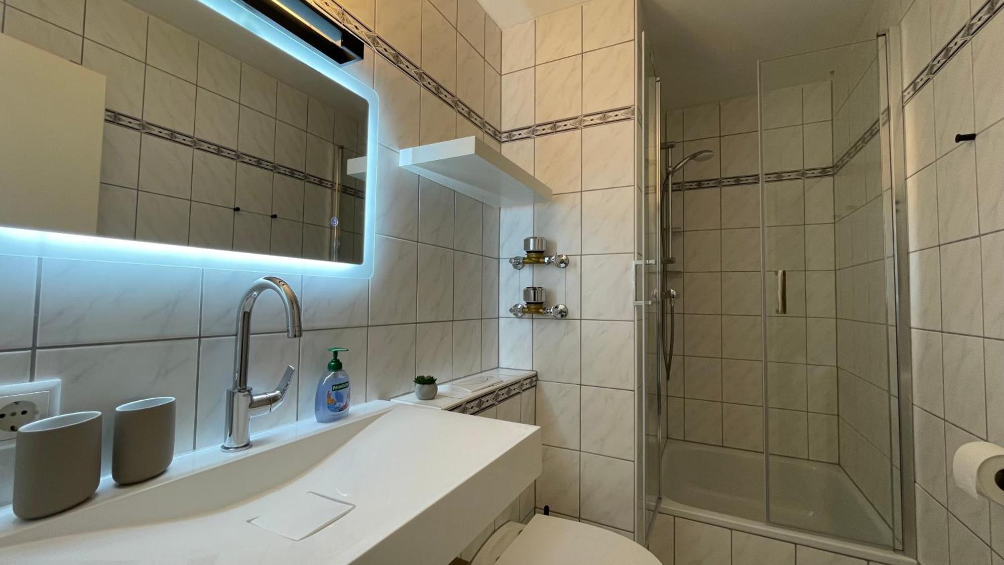 Haus Bergland Apartment นอยไรเคเนา ภายนอก รูปภาพ