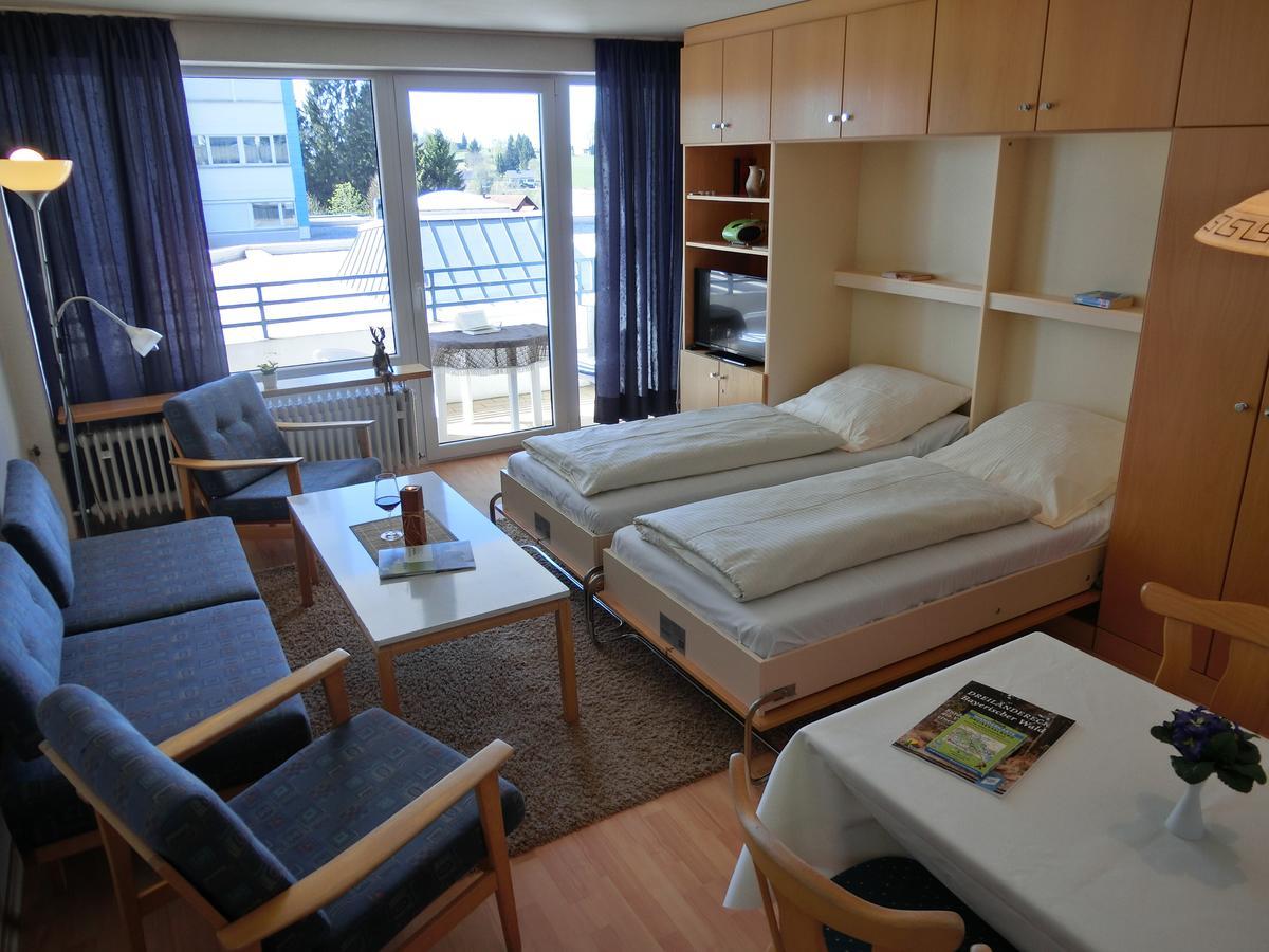Haus Bergland Apartment นอยไรเคเนา ภายนอก รูปภาพ